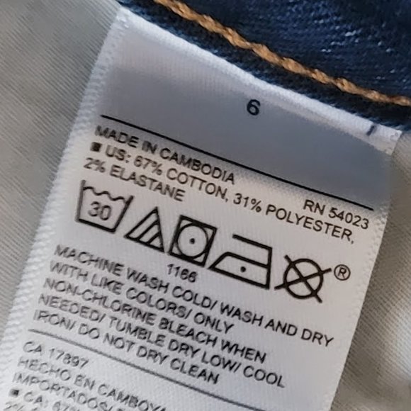 NWT Old Navy Power Straight Distressed Denim Size 6 - Picture 9 of 16